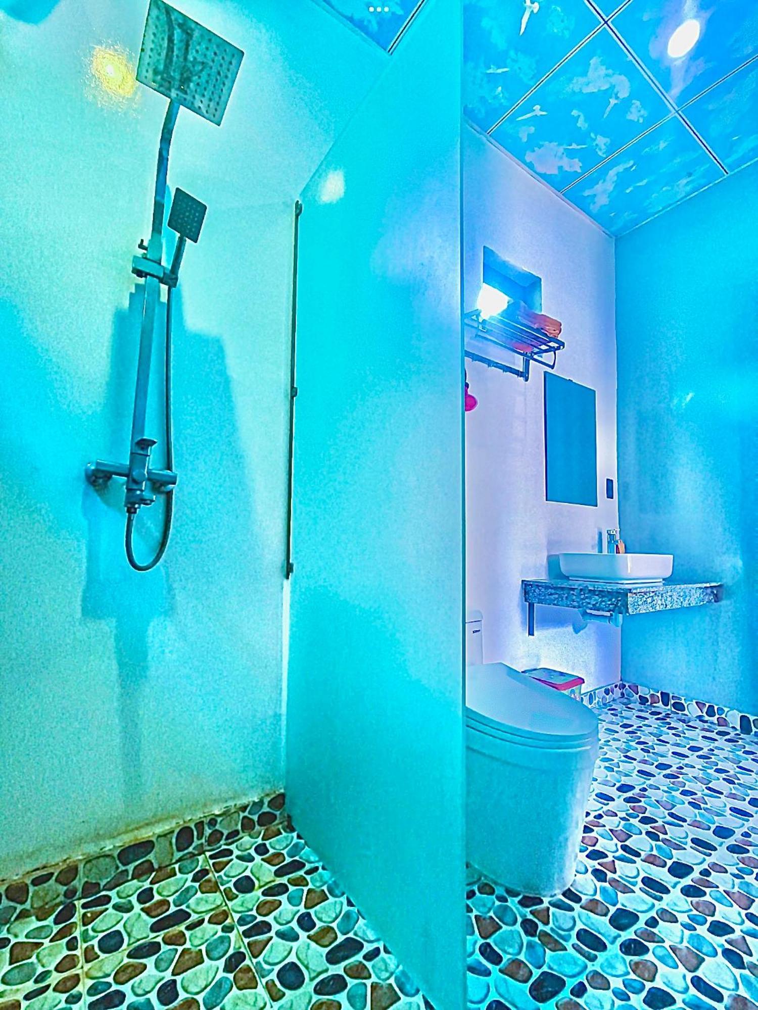 Yolo Pool Bar Villas & Garden Restaurant فونغ نها المظهر الخارجي الصورة